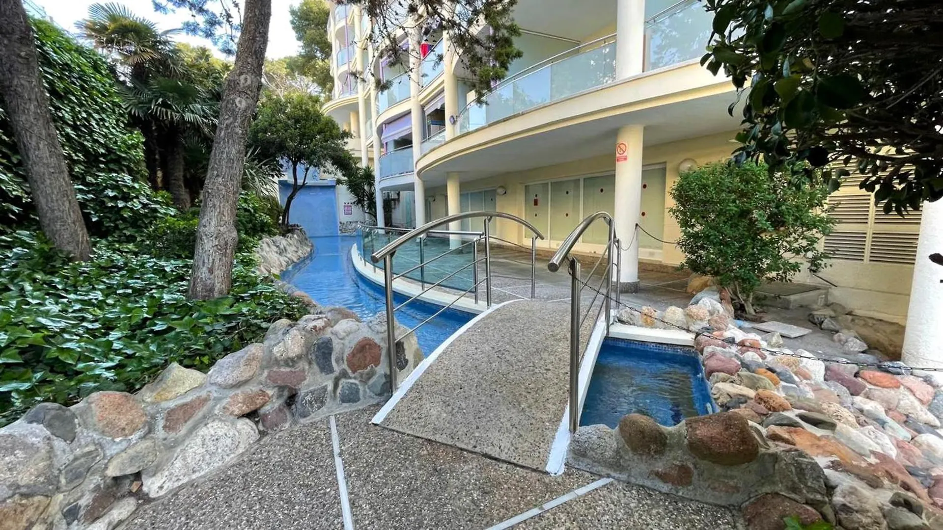 Cap Salou Salacia Beach Front Studio New Apartment